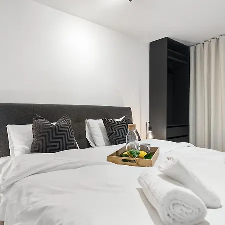 Appartement King Bed - Behind Bryggen - Renovated Des 23 à Bergen Extérieur photo